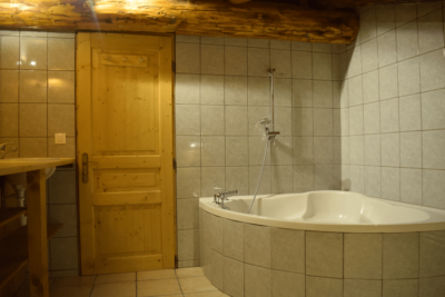 Salle de bains étage Caribou 10 personnes
