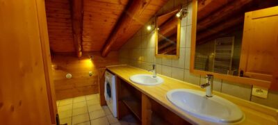 Salle de bains étage Caribou 10 personnes