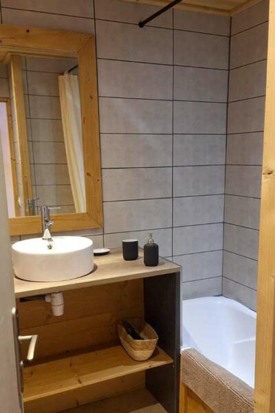 Salle de bains du rez-de-chaussée